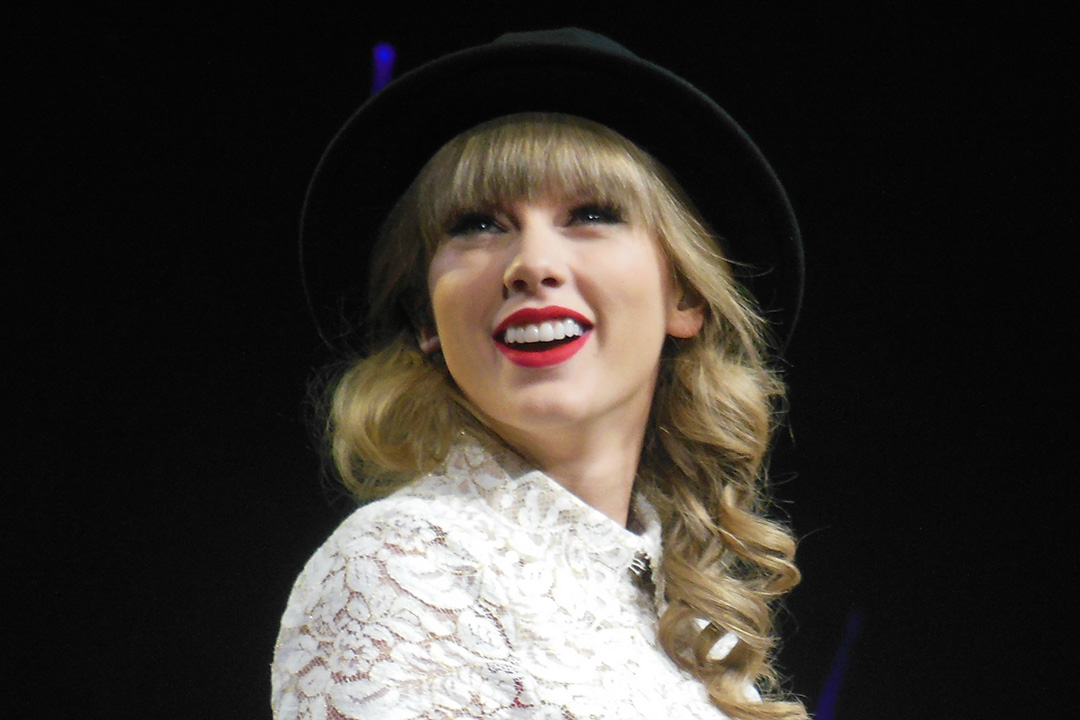 taylor-swift-red-tour-2013-1080x720